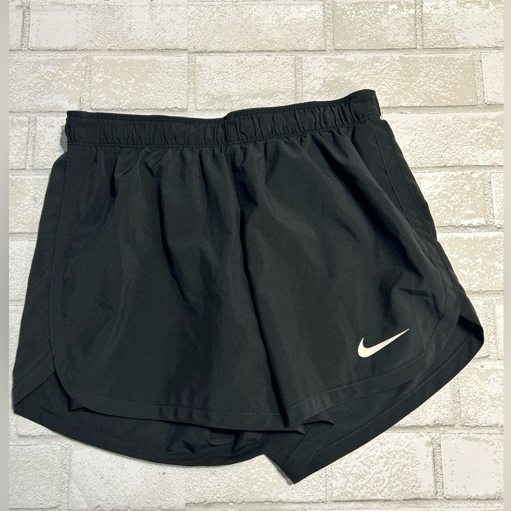 Nike Women's Black Athletic Shorts Small